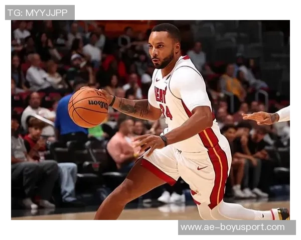 热火首节狂轰53分却遭黄蜂次节逆袭半场仅领先3分