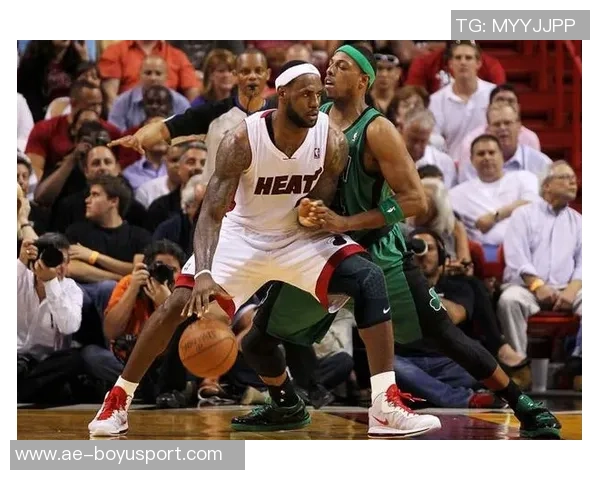 皮尔斯谈与詹姆斯的竞争关系：彼此成就的篮球传奇之路